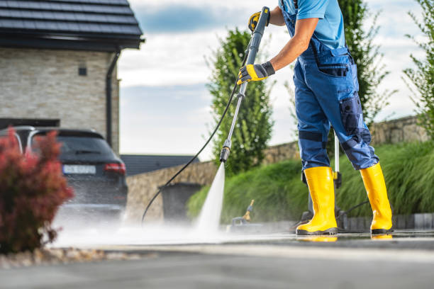 Best Garage Pressure Washing  in Sagamore, MA